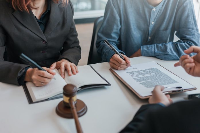 jurors signing up for jury service