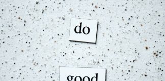 sign saying do good