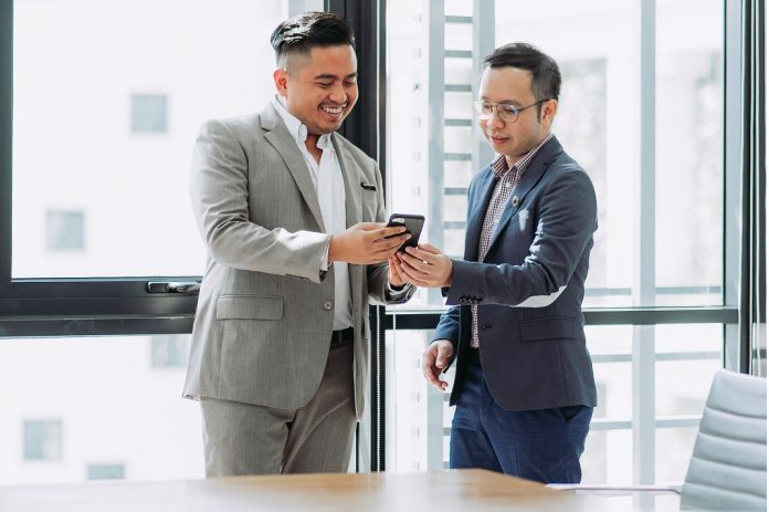 employee receiving bonus